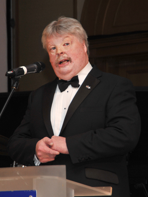 Simon Weston speaking at Glasgow Ball