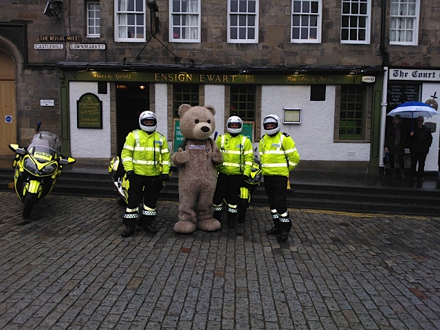 Great day made new friends in the Grassmarket ,Edinburgh, Baxterbear with Police Scotland Edinburgh