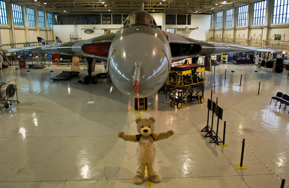 Baxterbear in front of the Vulcan