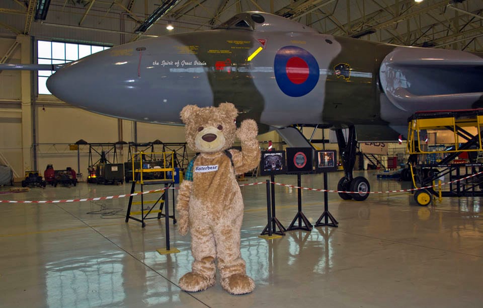 Baxterbear waving by the Vulcan